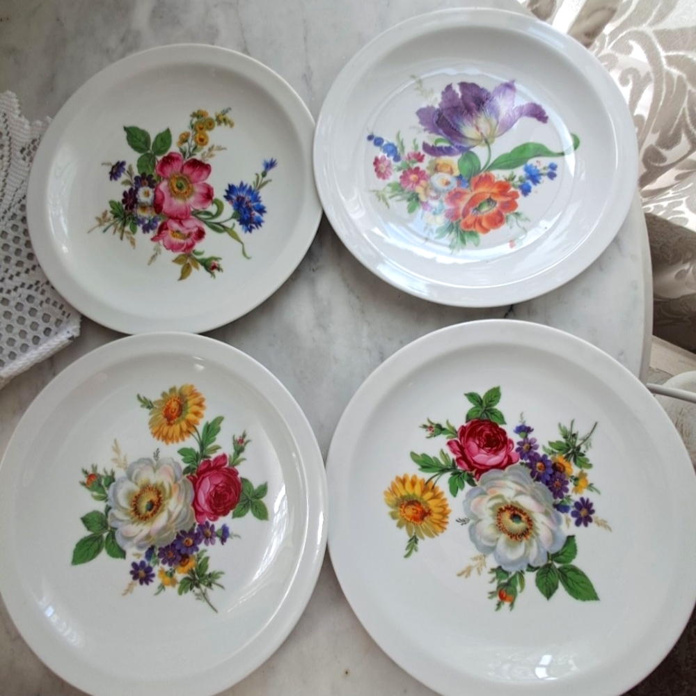 Bareuther Waldsassen Bavaria Germany Floral Plates